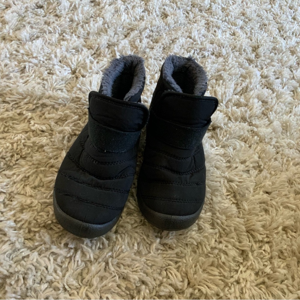 Cozy Black Kids Winter Boots